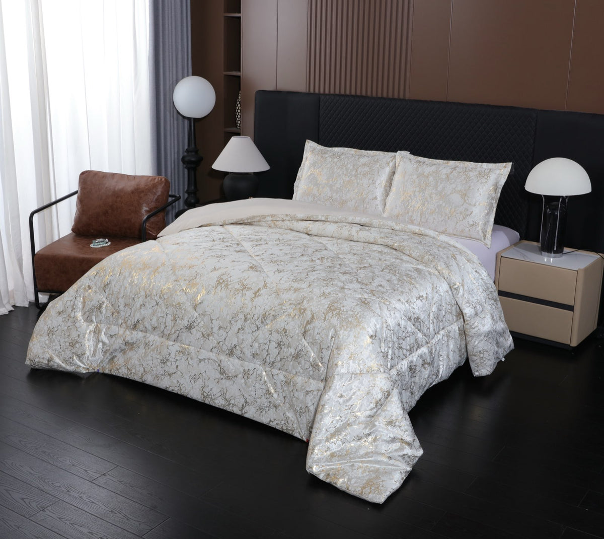 3-Piece Ivory Beige Luxury Metallic Style Comforter Set For Queen And